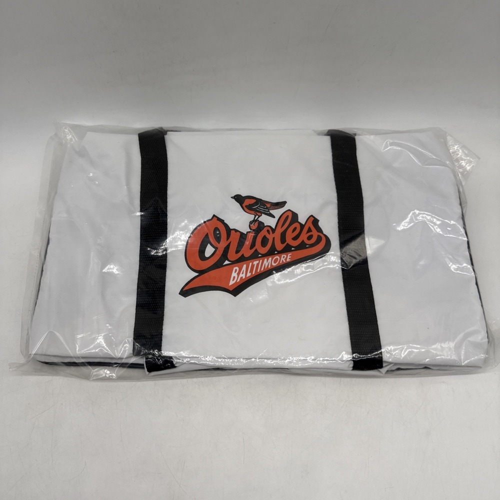 Vintage Baltimore Orioles White Duffle Bag Budweiser Promo -- NEW